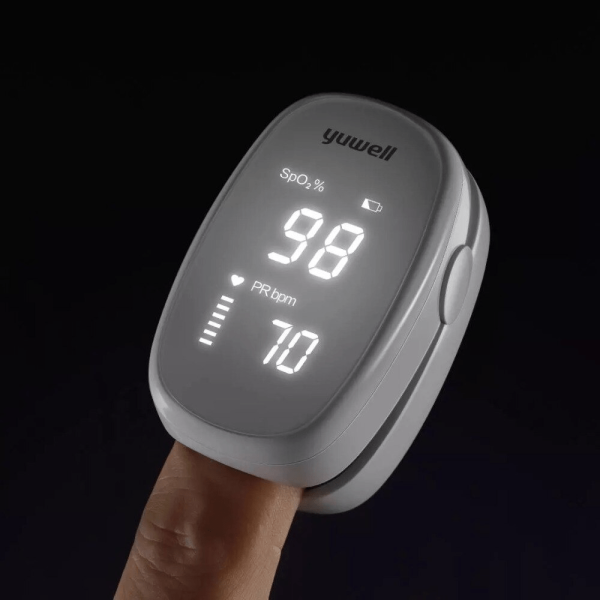 Yuwell Finger Tip Pulse Oximeter in Pakistan YX 102 - Image 2