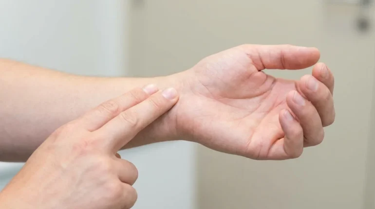Correct two-finger position for finding the pulse at the wrist